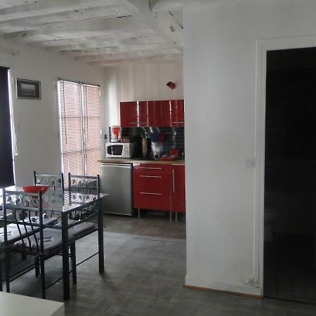 Apartment Notre Dame Parigi Esterno foto